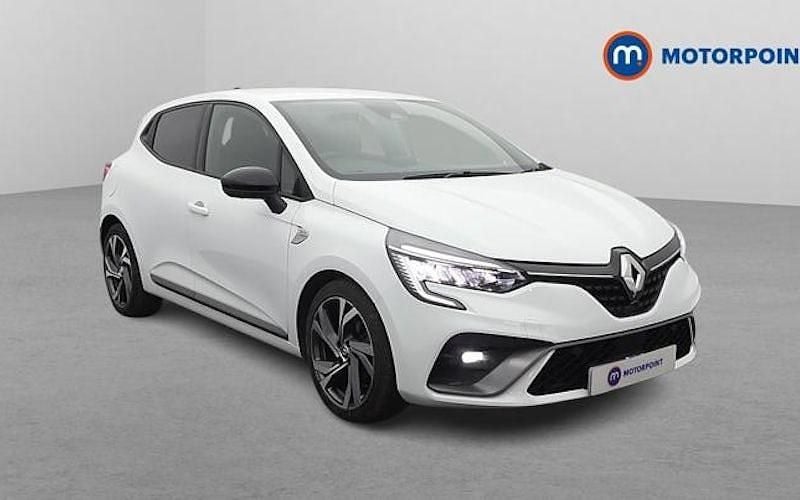 Used Renault Clio V RS Line 90 HP (66 kW) 2023 White Hatchback