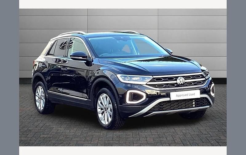 Used VW T-Roc Style 150 HP (110 kW) 2025 Black SUV