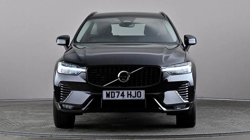 Used Volvo XC60 Plus 250 HP (183 kW) 2025 Black SUV