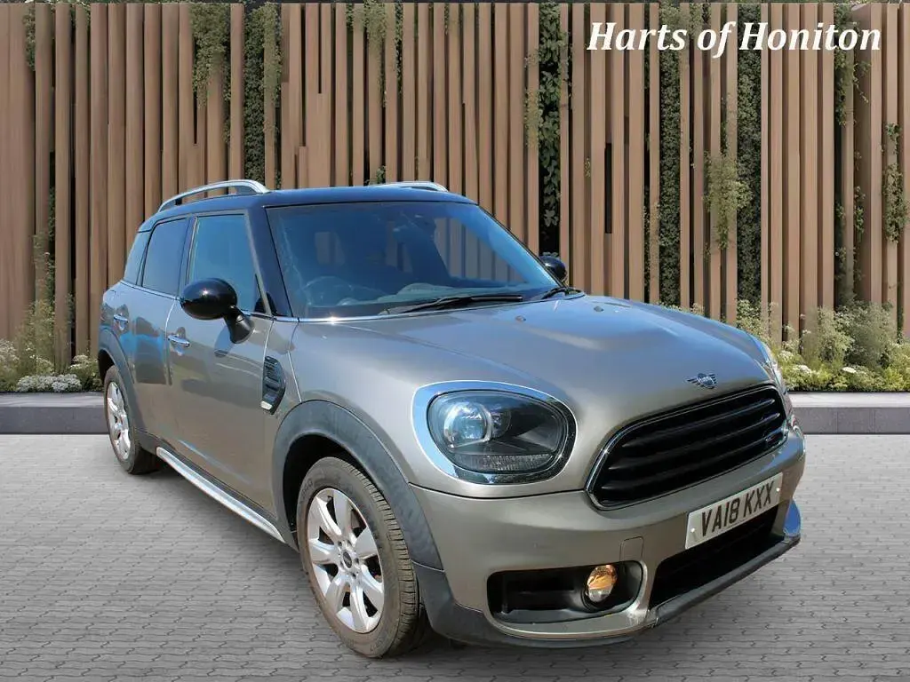 Used Mini Cooper Countryman 134 HP (98 kW) 2018 Silver SUV