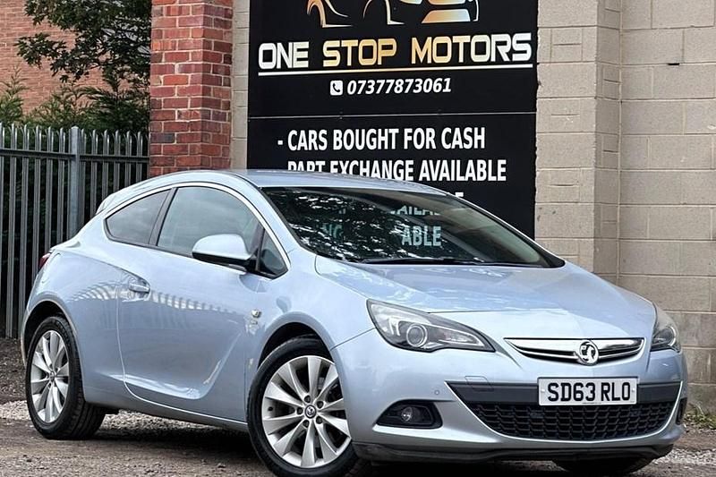 Used 2013 Vauxhall Astra GTC SRi Coupe | £3,995 (Good price) - Image 1/1