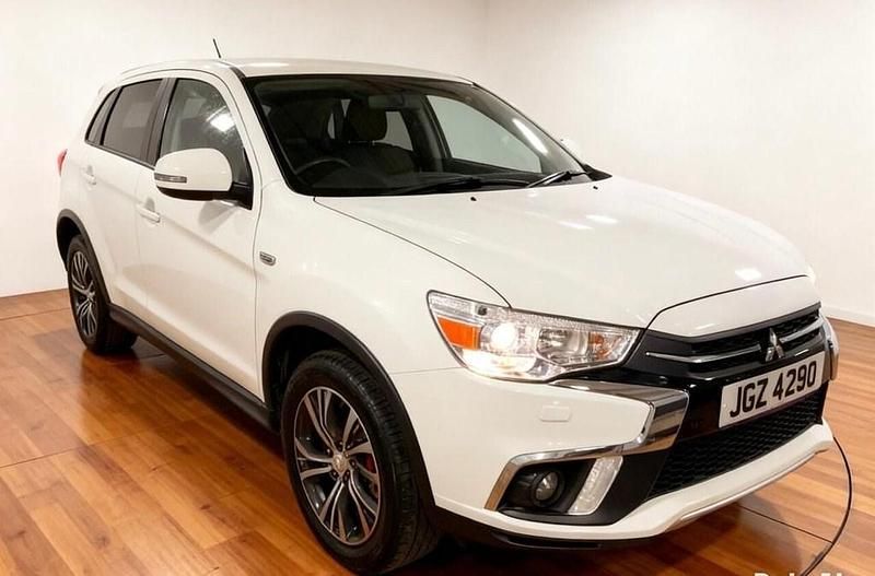 Used Mitsubishi ASX 117 HP (86 kW) 2018 White SUV