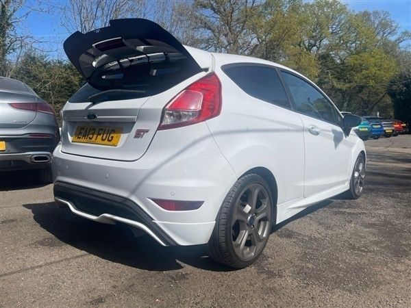 White Used 2013 Ford Fiesta ST Hatchback | £3,795 (A bit pricey) - Image 1/1