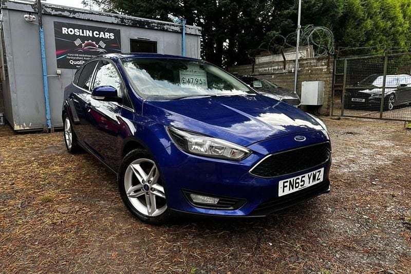 Blue Used 2015 Ford Focus Zetec Hatchback | £4,495 (Good price) - Image 1/1
