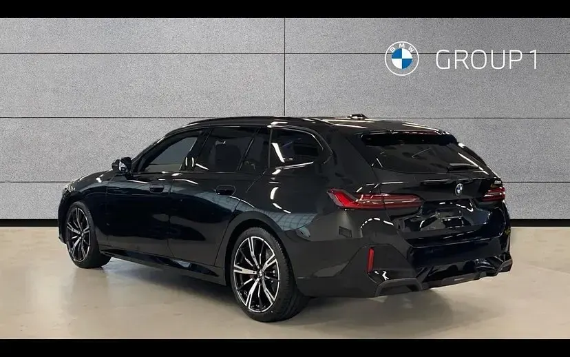 Used BMW 520 M Sport 205 HP (150 kW) 2026 Black sapphire metallic paint Estate