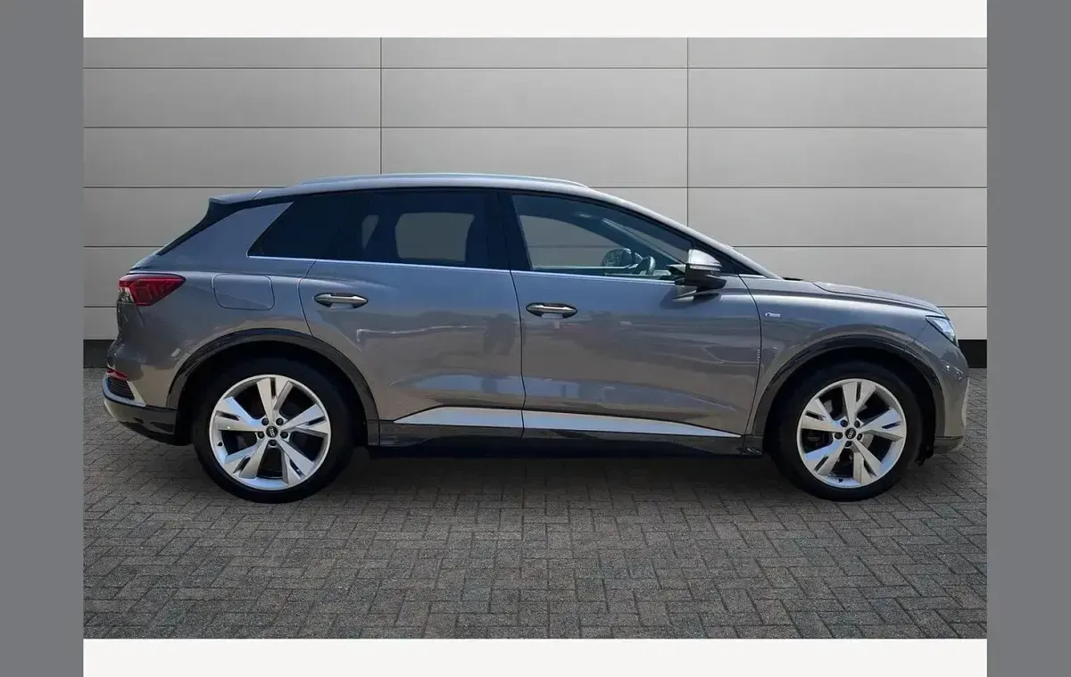 Used Audi Q4 e-tron S-Line 125 kW (170 HP) 2022 Grey SUV