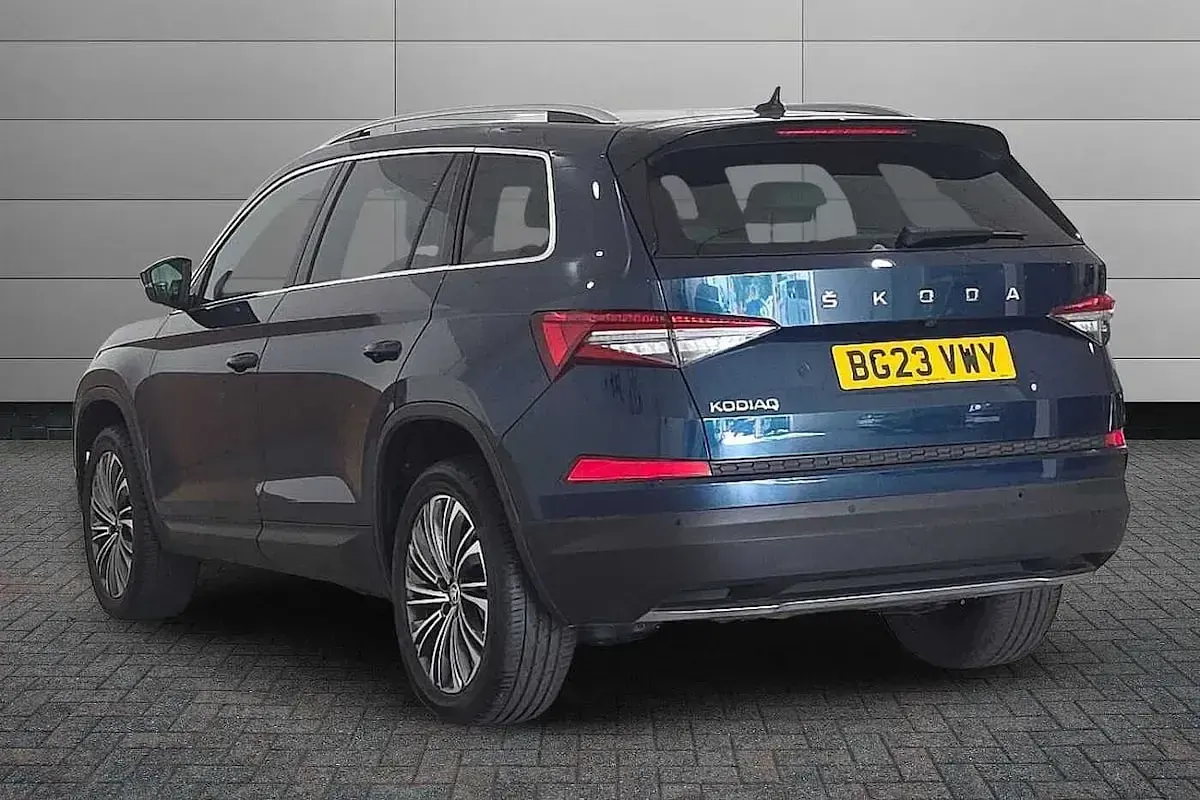Used Skoda Kodiaq SE L Executive 150 HP (110 kW) 2023 Petrol blue SUV