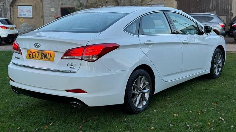 Used Hyundai i40 141 HP (103 kW) 2017 White Sedan