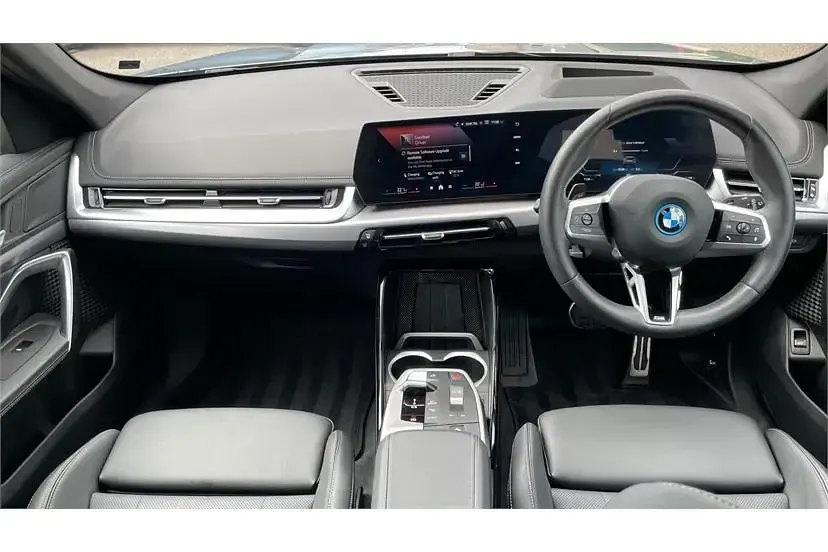 Usado BMW iX1 M Sport 230 kW (313 HP) 2025 Storm bay SUV