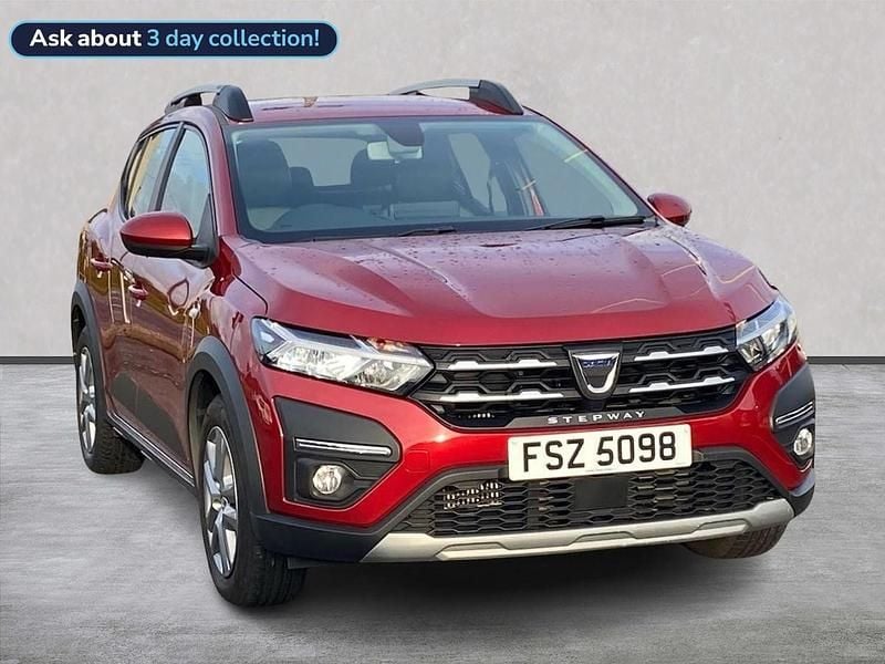 Used Dacia Sandero Comfort 90 HP (66 kW) 2021 Red Hatchback