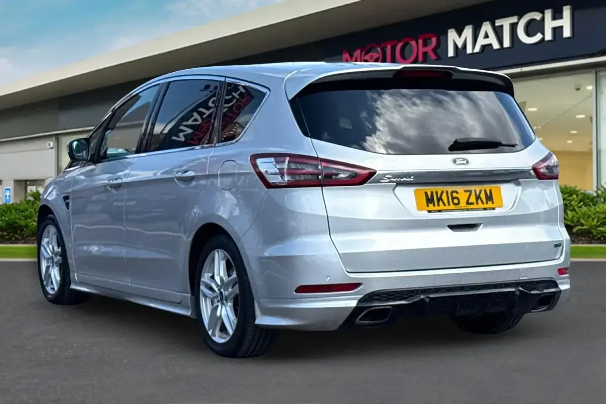 Used Ford S-MAX Sport 240 HP (176 kW) 2016 Silver MPV