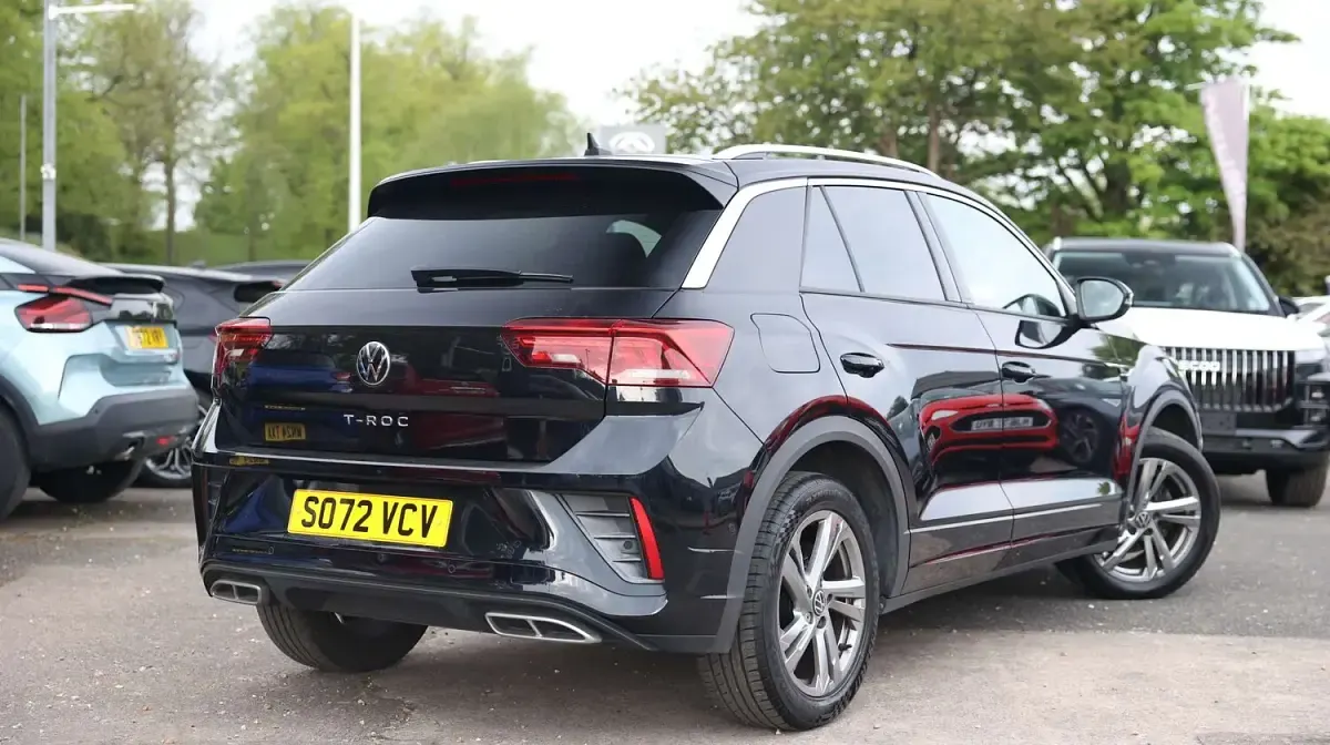 Used VW T-Roc R-line 150 HP (110 kW) 2023 Black SUV