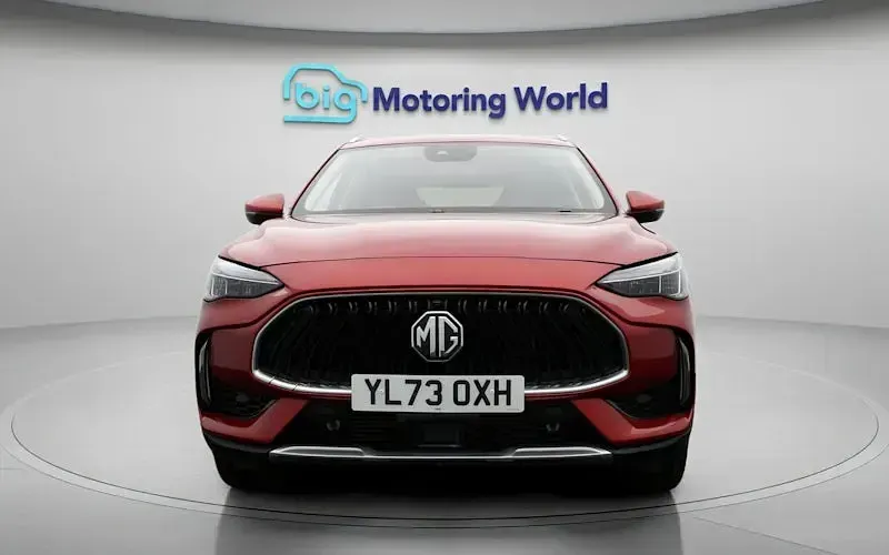 Begagnad MG HS Trophy 162 HK (119 kW) 2024 SUV