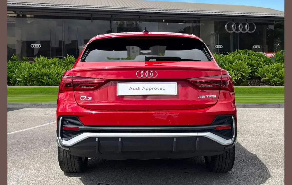 Used Audi Q3 S-Line 150 HP (110 kW) 2021 Red SUV