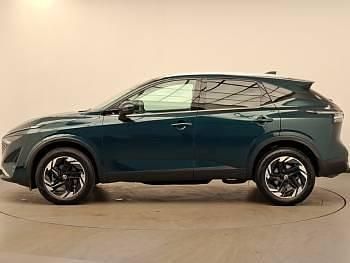 Used Nissan Qashqai N-Connecta 140 HP (102 kW) 2025 Green SUV