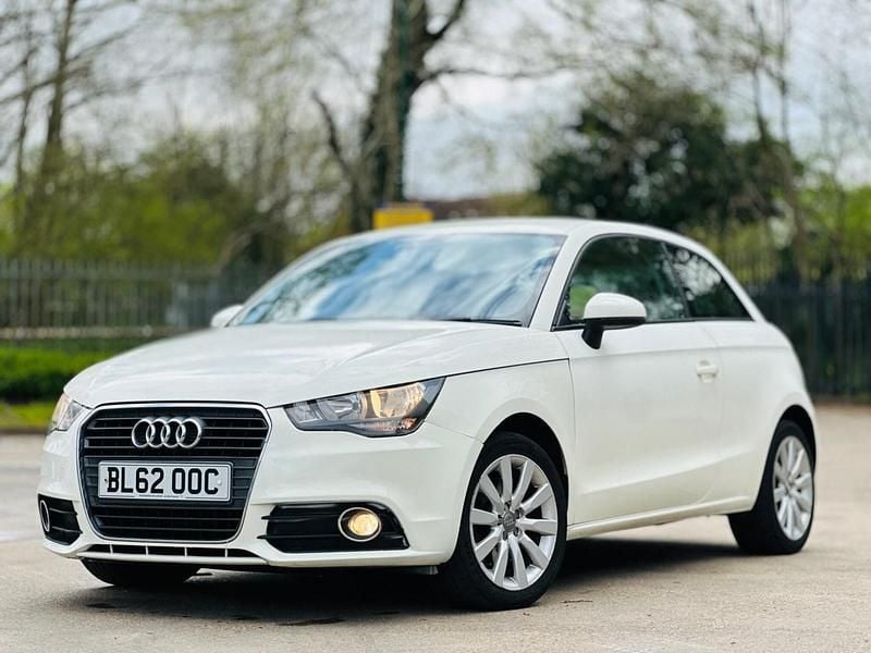 Used Audi A1 Sport 122 HP (89 kW) 2013 White Hatchback