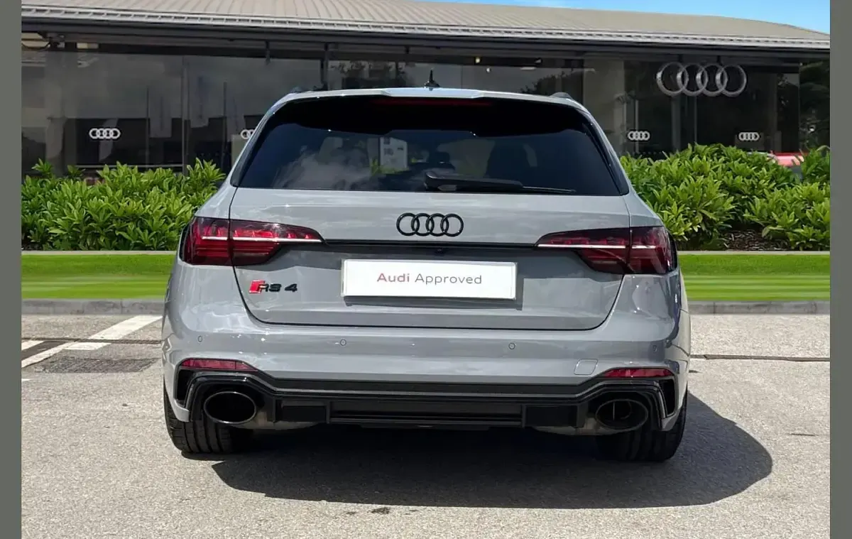 Used Audi RS4 Black Edition 450 HP (330 kW) 2023 Grey Estate