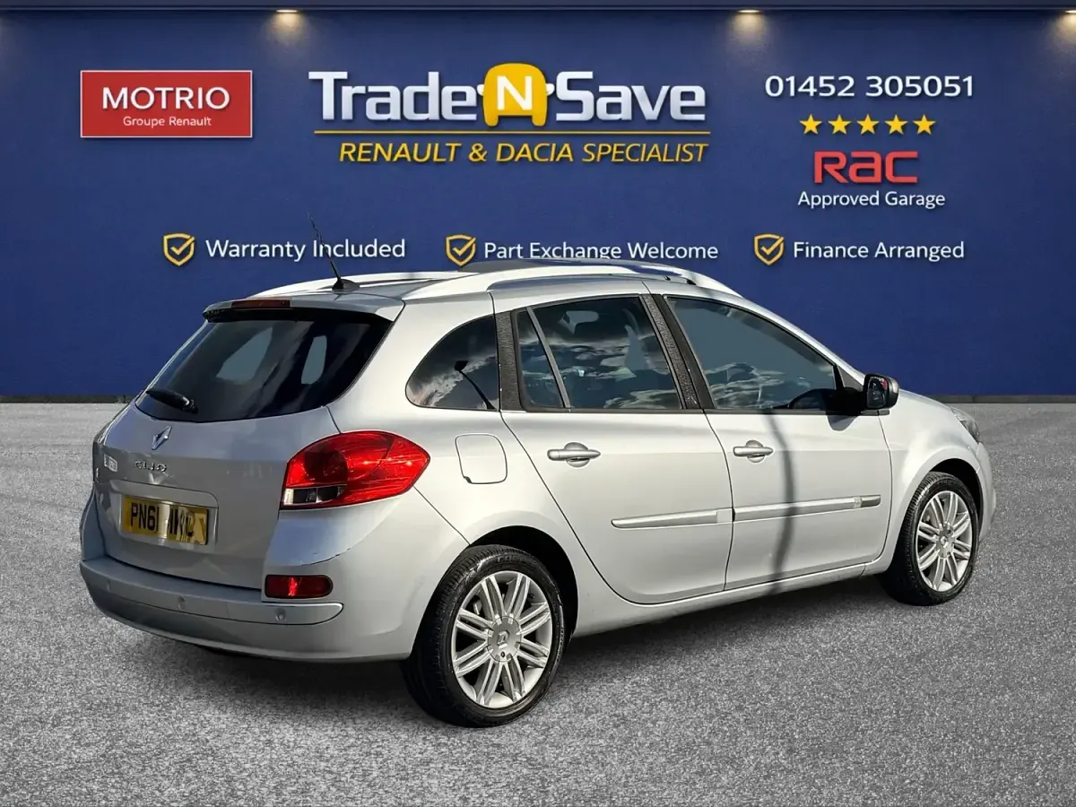 Used Renault Clio GT-Line 2011 Silver Estate