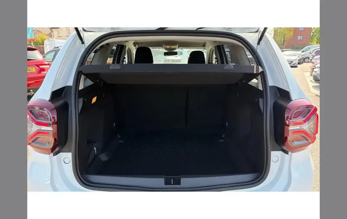 Used Dacia Duster Journey 130 HP (95 kW) 2023 White SUV