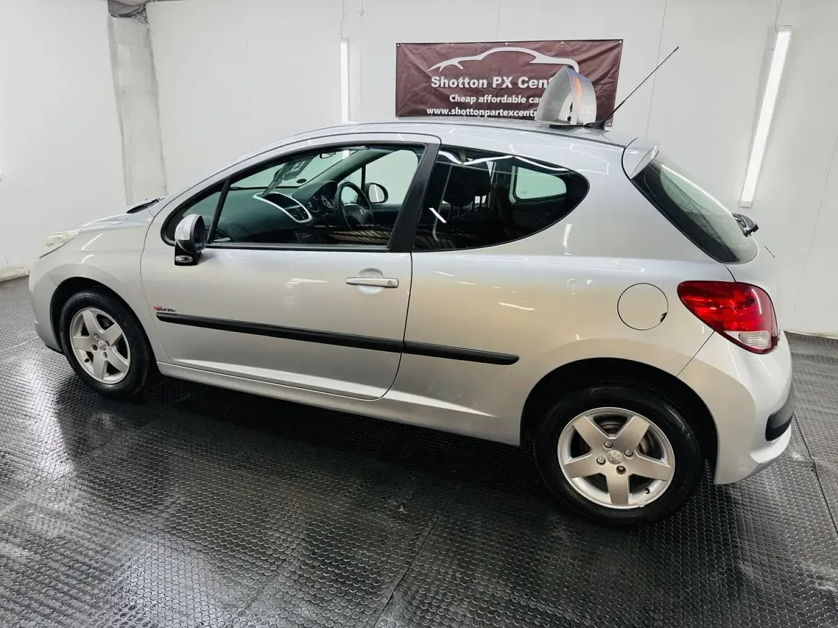 Used Peugeot 207 2010 Silver Hatchback