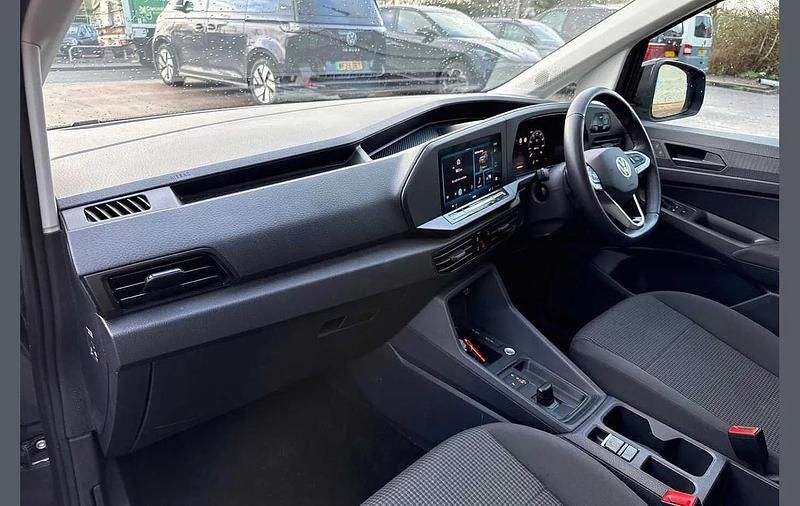 Used VW Caddy Maxi California 113 HP (83 kW) 2025 Blue MPV