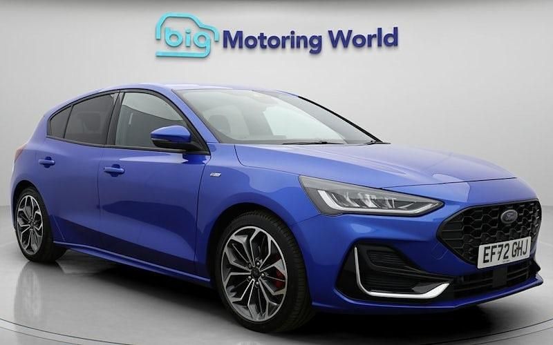 Used Ford Focus ST-Line 125 HP (91 kW) 2022 Blue Hatchback