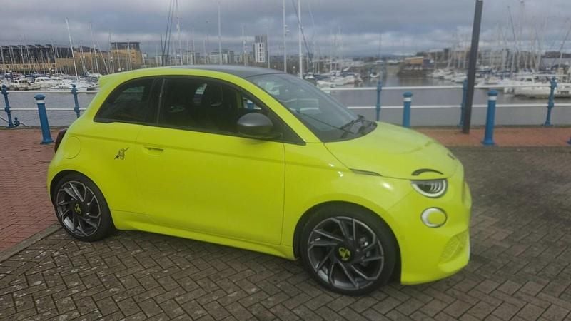 Used Abarth 500e Turismo 114 kW (155 HP) 2024 Green Hatchback