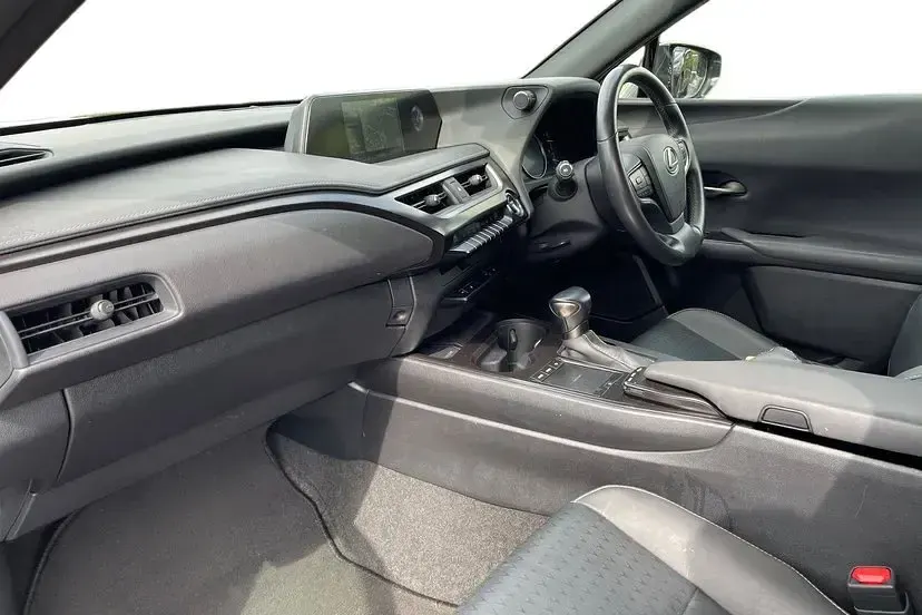 Used Lexus UX Sport Line 181 HP (133 kW) 2021 Graphite black SUV