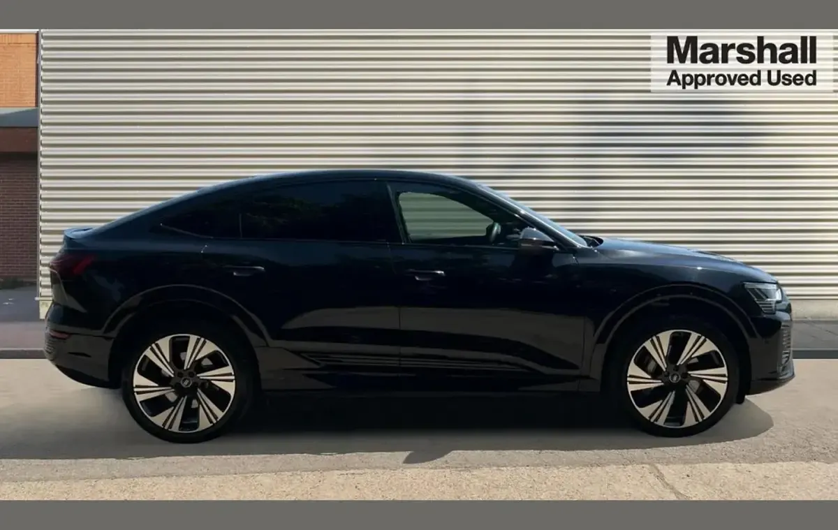 Used Audi Q8 e-tron Comfort 300 kW (408 HP) 2024 Black SUV