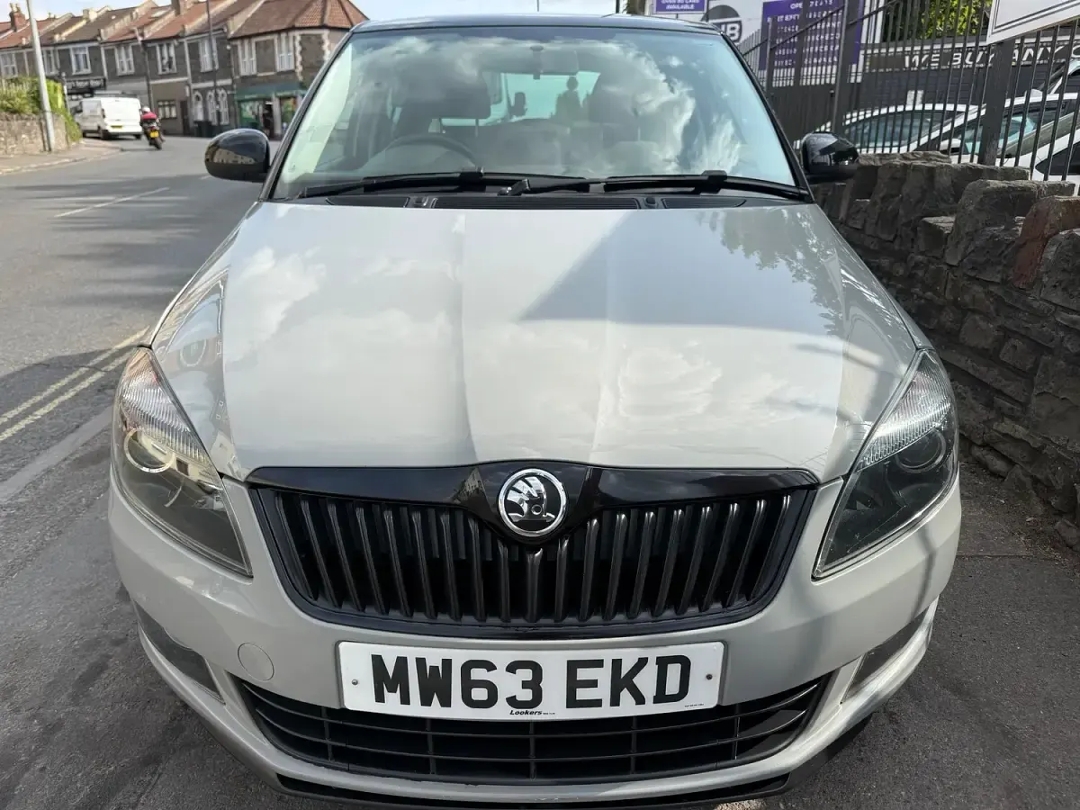 Used Skoda Fabia 69 HP (50 kW) 2013 Grey Hatchback