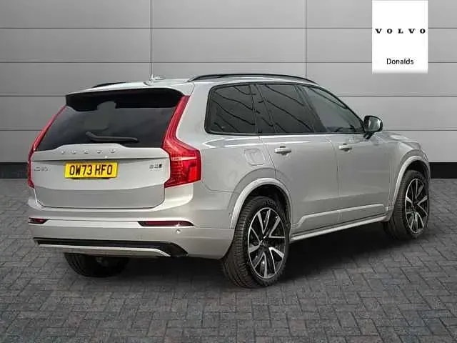 Usado Volvo XC90 Plus 247 CV (181 kW) 2023 Plateado SUV