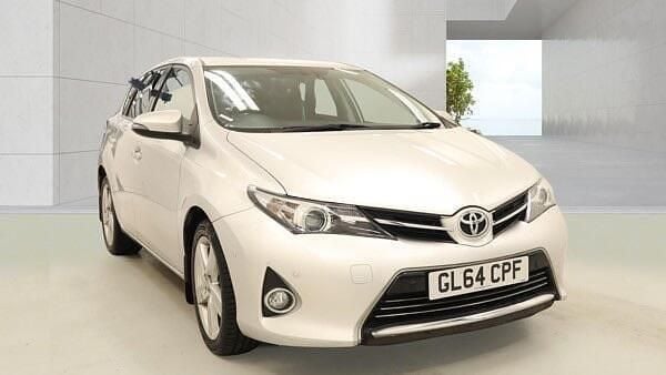 Used Toyota Auris Multidrive S 2014 Silver Hatchback