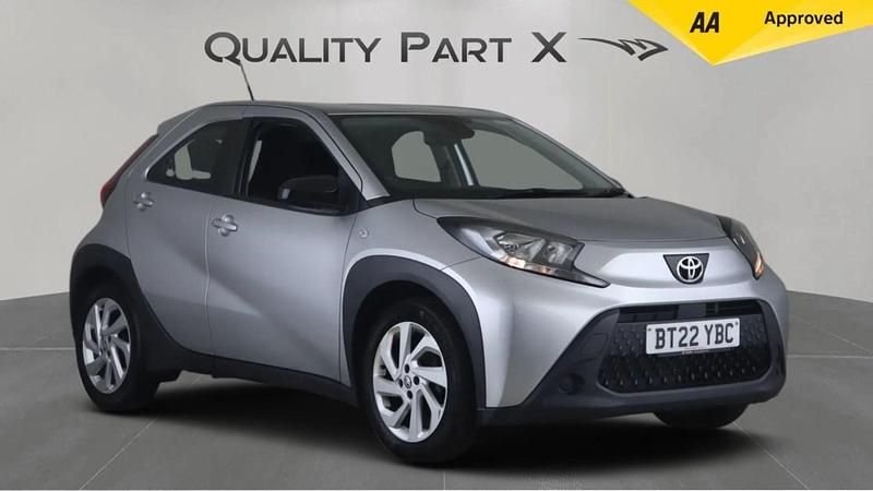 Silver Used 2022 Toyota Aygo X PURE SUV | £9,949 - Image 1/4
