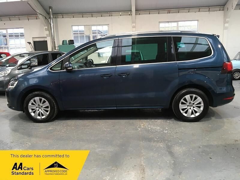 Used VW Sharan SE 2017 Blue MPV