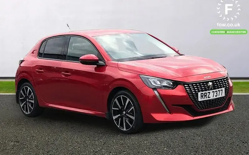 Second-hand Peugeot 208 Allure 102 CP (75 kW) 2020 Hatchback