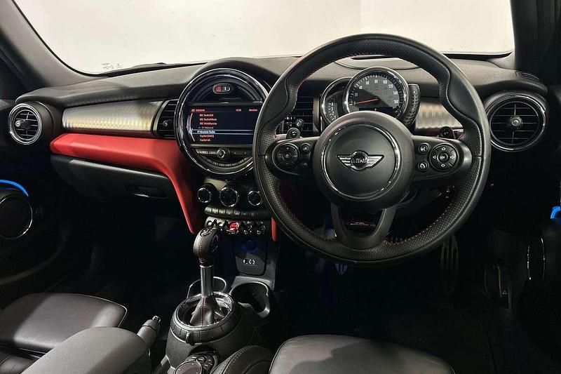 Used Mini Cooper S Hatch 189 HP (139 kW) 2017 Red Hatchback