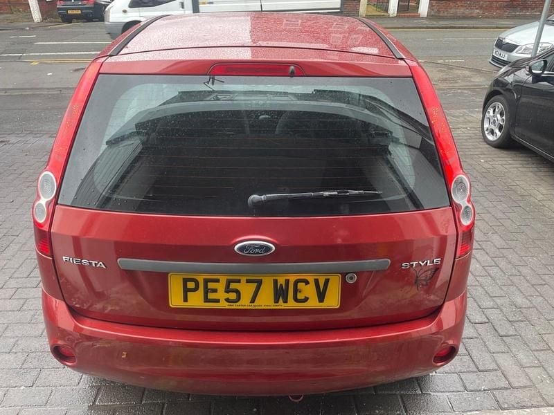 Used Ford Fiesta Style 2007 Red Hatchback