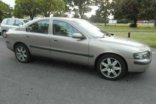 Used Volvo S60 163 HP (119 kW) 2004 Sedan