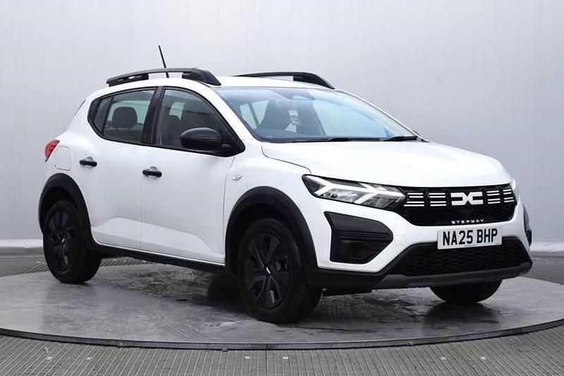 Used Dacia Sandero Essentiel 91 HP (66 kW) 2025