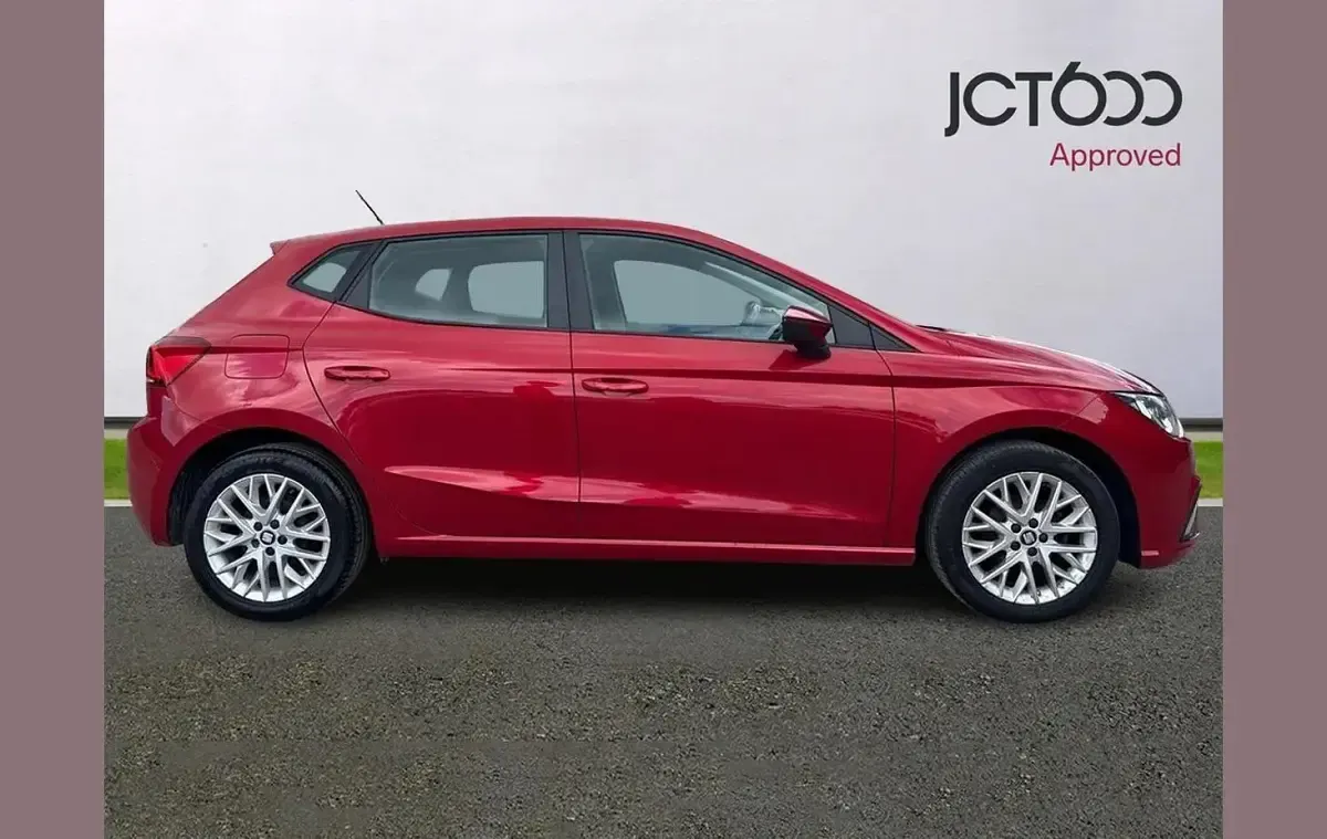 Used Seat Ibiza SE Technology 94 HP (69 kW) 2018 Red Hatchback