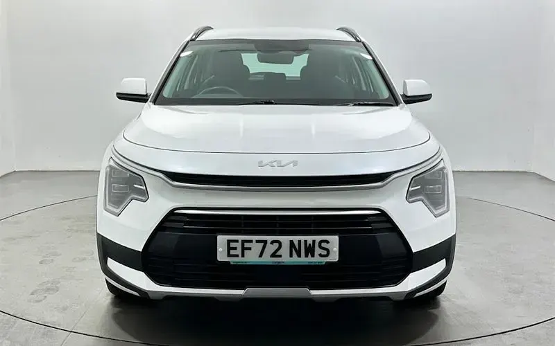 Used Kia Niro 141 HP (103 kW) 2023 White SUV
