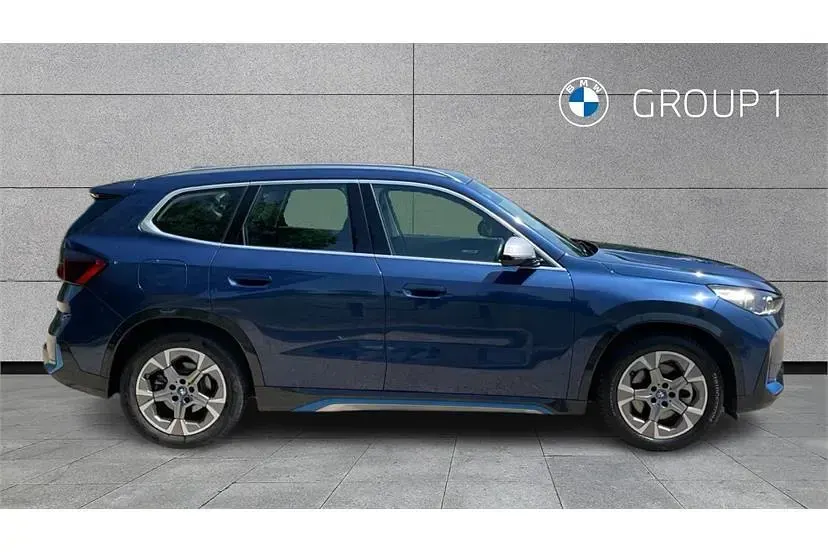 Usado BMW iX1 xLine 230 kW (313 HP) 2023 Azul SUV