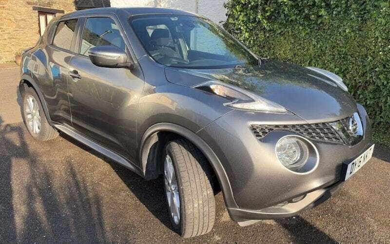 Grey Used 2015 Nissan Juke N-Connecta SUV | £8,480 (Fair price) - Image 1/4