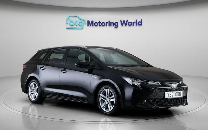 Used Toyota Corolla 122 HP (89 kW) 2022 Black Estate