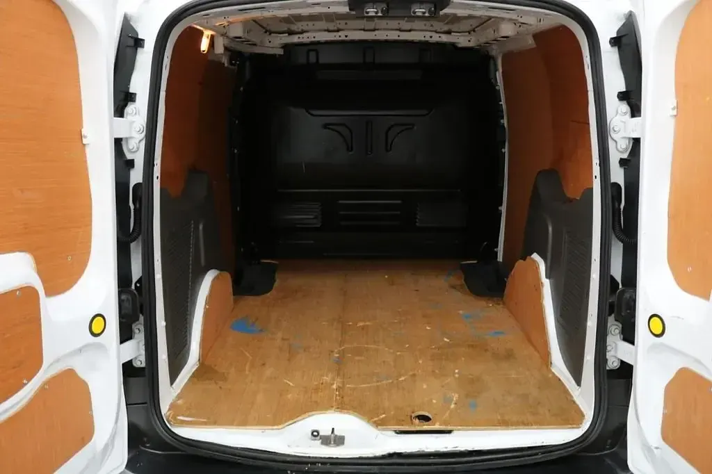 Usado Ford Transit Connect 75 HP (55 kW) 2021 Branco Monovolume