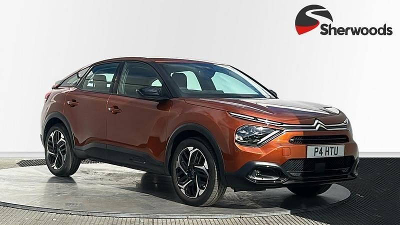 Usado Citroën C4 PureTech 130 HP (95 kW) 2021 Castanho Citadino