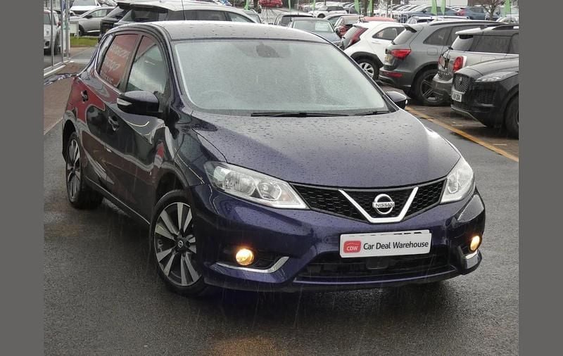 Used Nissan Pulsar N-Connecta 113 HP (83 kW) 2017 Blue Hatchback