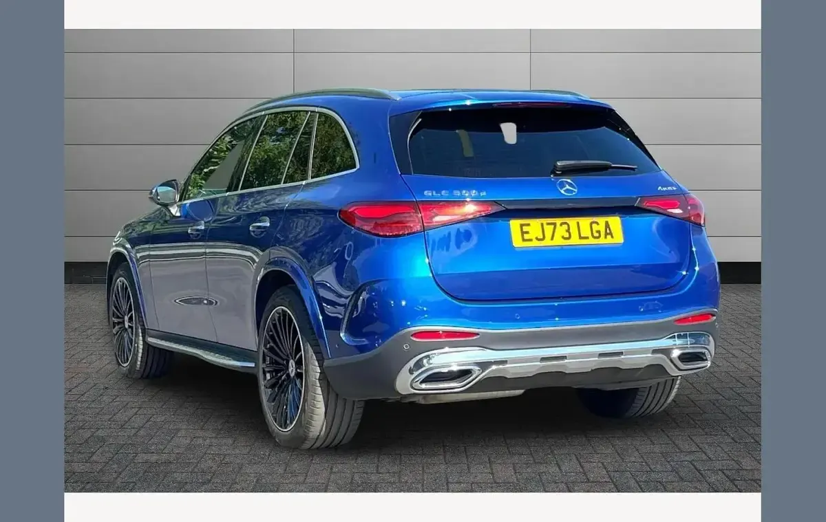 Used Mercedes GLC300 AMG Line Premium Plus 265 HP (194 kW) 2023 Blue SUV