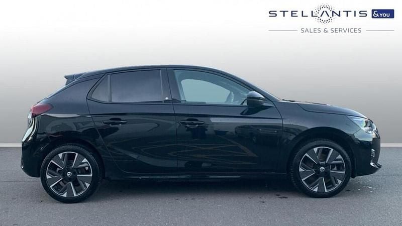 Black Used 2024 Vauxhall Corsa-e Hatchback | £14,250 (Fair price) - Image 1/4