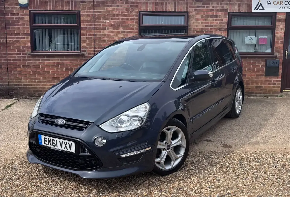 Used Ford S-MAX Titanium X 200 HP (147 kW) 2012 Grey MPV